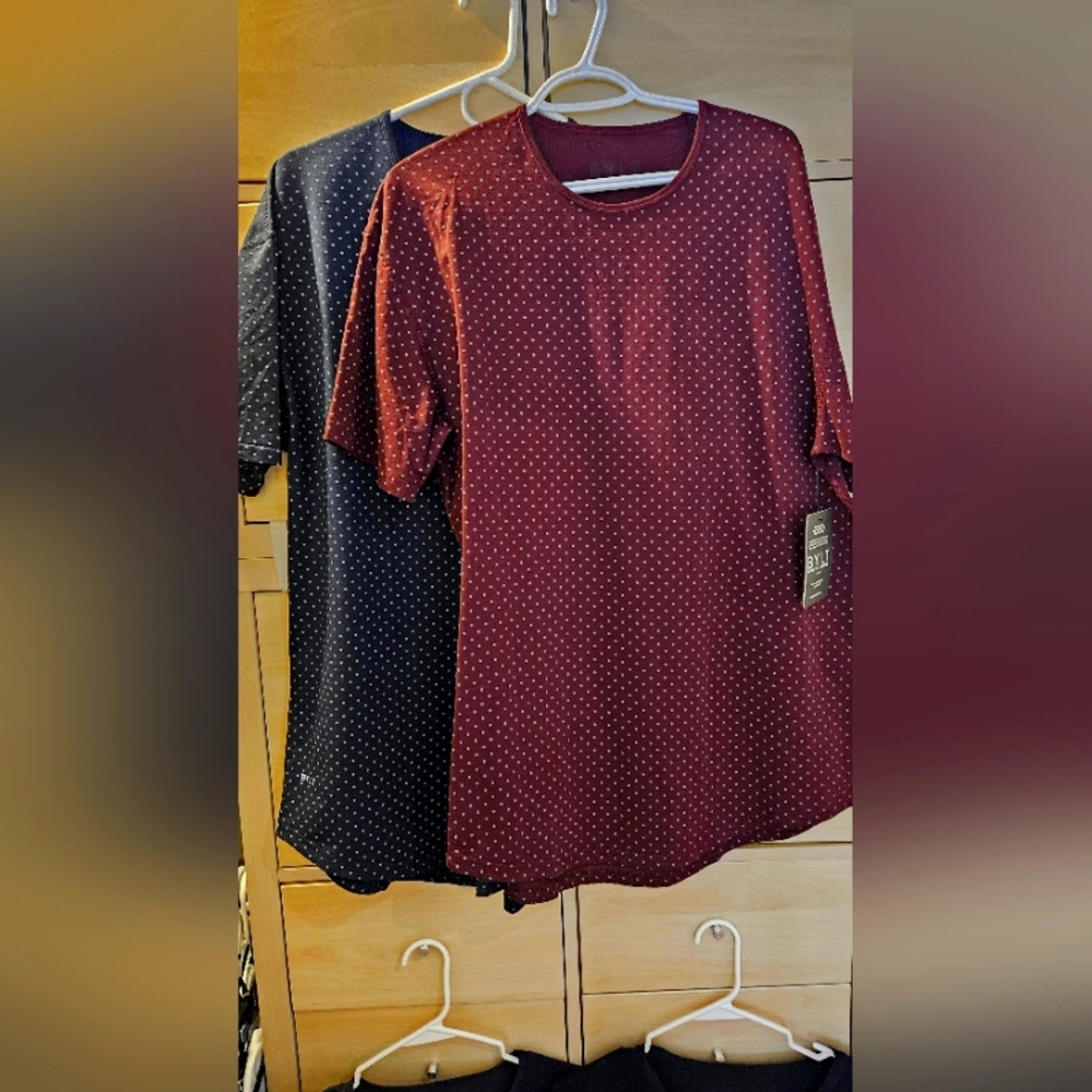 8 Bylt XL Tshirts